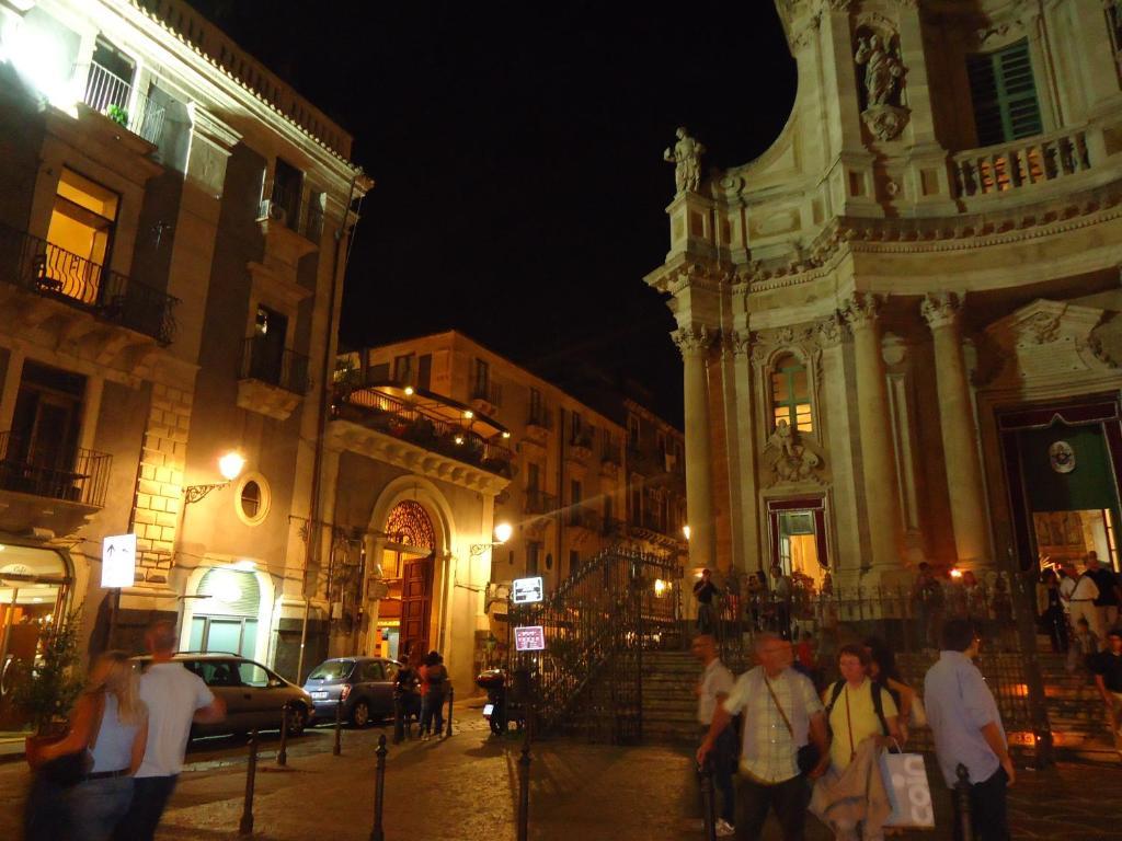 Hotel Trieste Catania Exterior photo